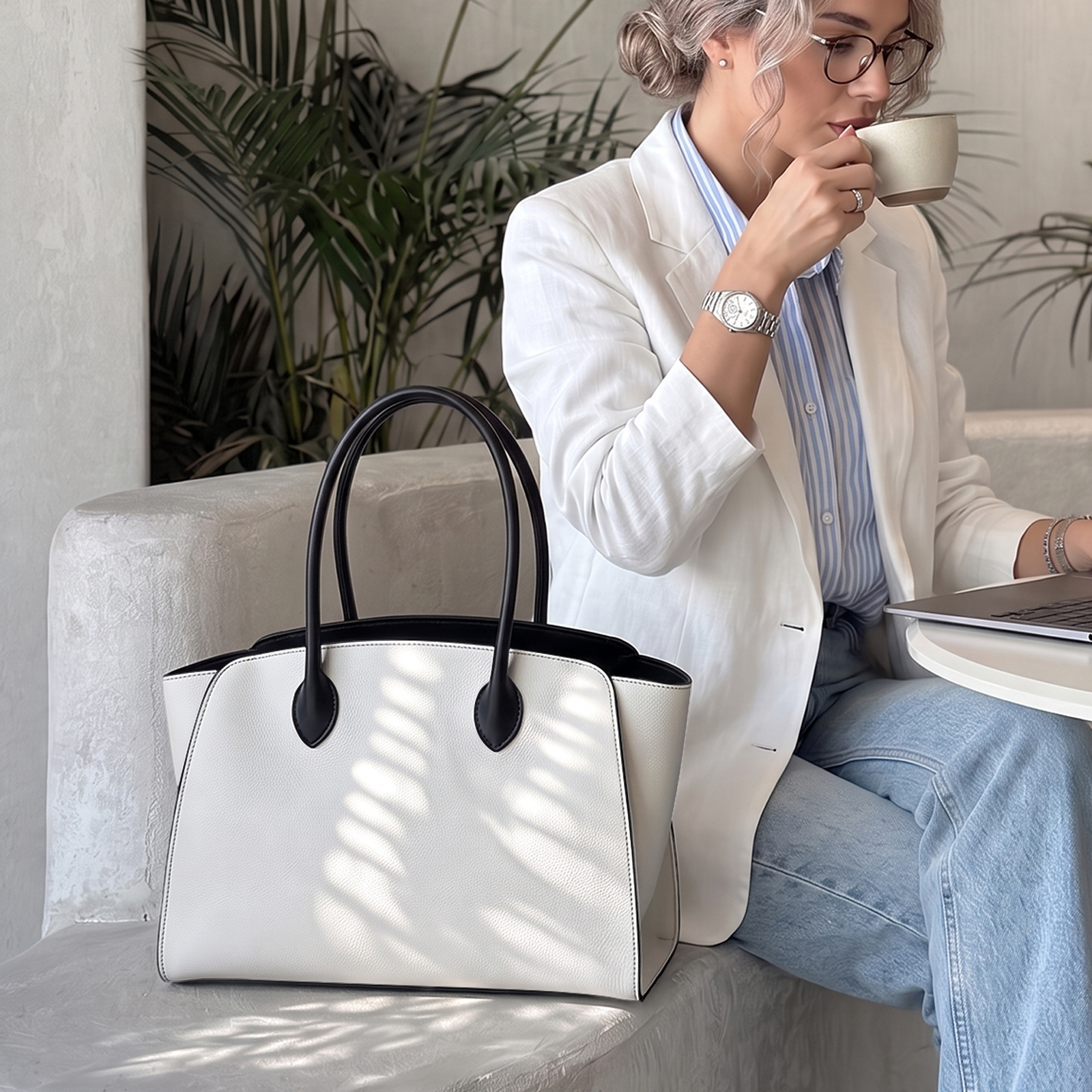 Roomy Tote with Zips Shut
